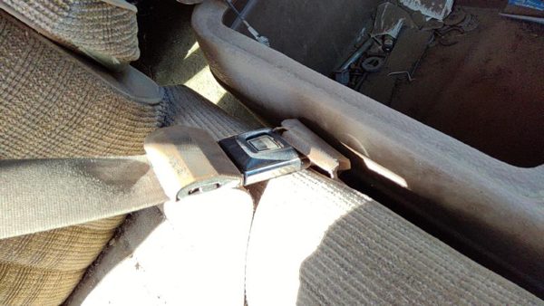 87-91 Ford F150 Passenger Right Front Seat Belt Buckle Receiver Oem Tan — photo 6