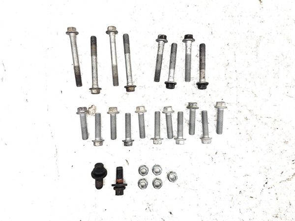 11-16 Ford F250 Super Duty Transmission Mount Bolts Hardware — photo 5