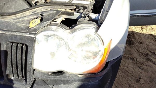2008-2010 Jeep Grand Cherokee Driver Left Head Light Oem Front Lamp 55157483Ac — photo 1