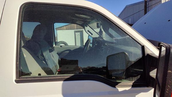 13-16 Ford F250 Passenger Right Front Side Window Door Glass 6.7L Powerstroke — photo 2