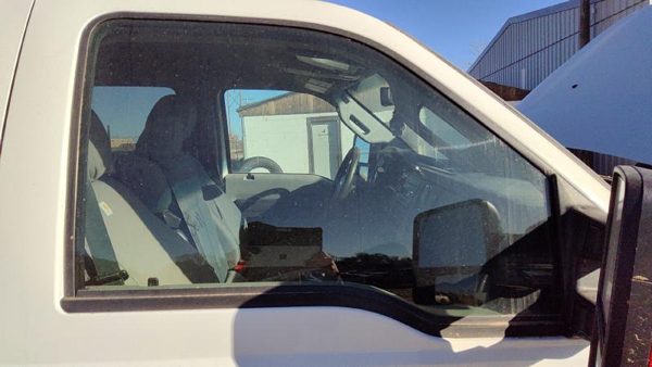 13-16 Ford F250 Passenger Right Front Side Window Door Glass 6.7L Powerstroke — photo 4