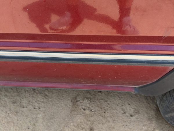 85-88 Nissan Maxima Driver Left Rear Moulding From Door Oem Back 4 Door Sedan — photo 2