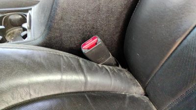 2006-2011 Buick Lucerne Driver Left Front Seat Belt Buckle Receiver Ebony 193