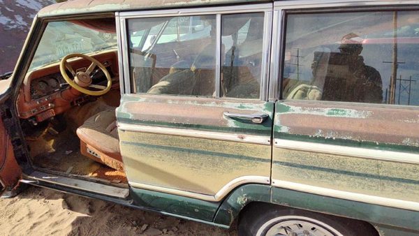 1984 Jeep Grand Rear Door LH Green J5761254 — photo 1