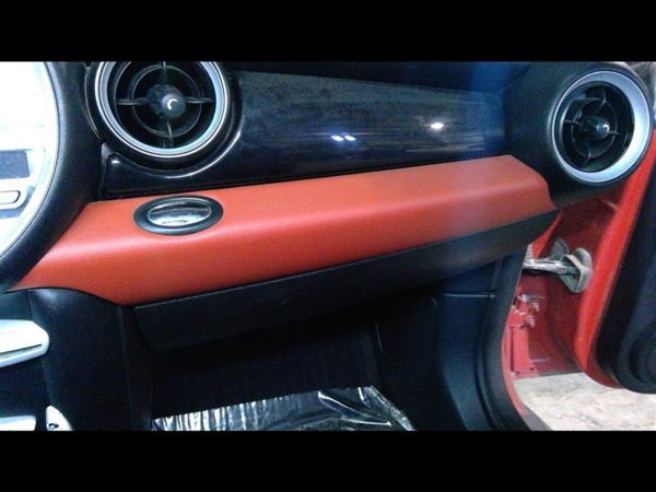 2008 Mini Cooper Dash Panel * Free Shipping * S Model Passenger Leather Red — photo 1