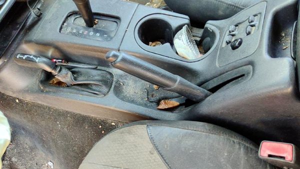 2004 Jeep Liberty Parking Brake Handle Assembly Oem Emergency Ebrake — photo 1