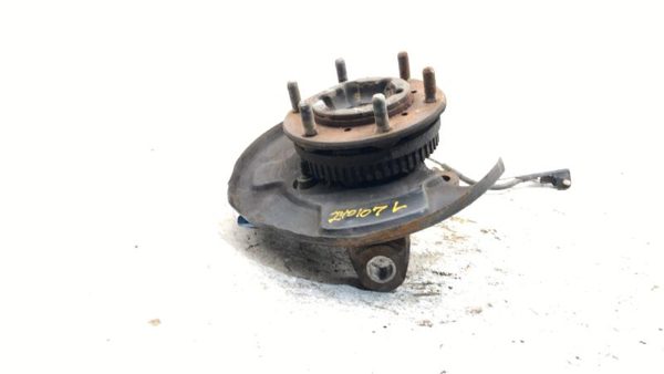 2002 Honda Passport Driver Left Front Spindle Steering Knuckle With Wheel Hub — photo 5