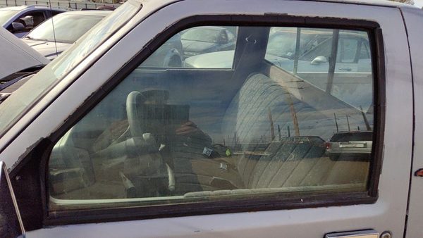 1982-1993 Chevy S10 Pickup Driver Left Front Side Window Door Glass Oem 14020338 — photo 5
