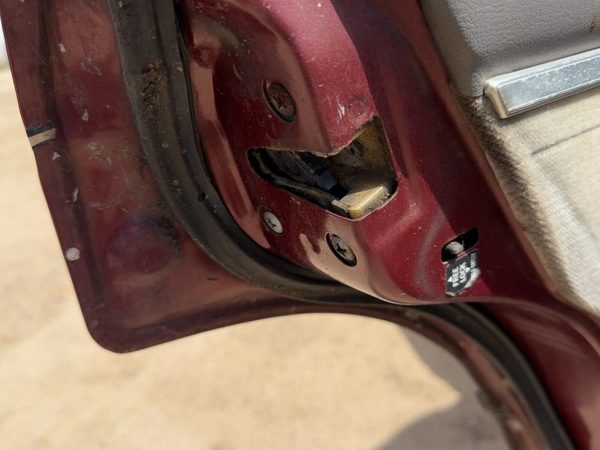 85-88 Maxima Driver Left Rear Door Latch With Rods/Cables Oem Back 4 Door Sedan — photo 1