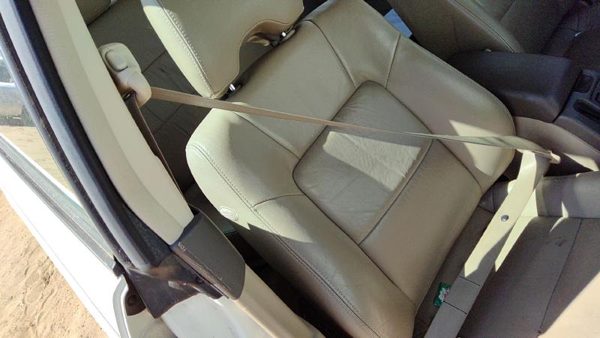 00 01 Legacy Outback Passenger Right Front Seat Belt Retractor Shoulder Tan 040 — photo 2