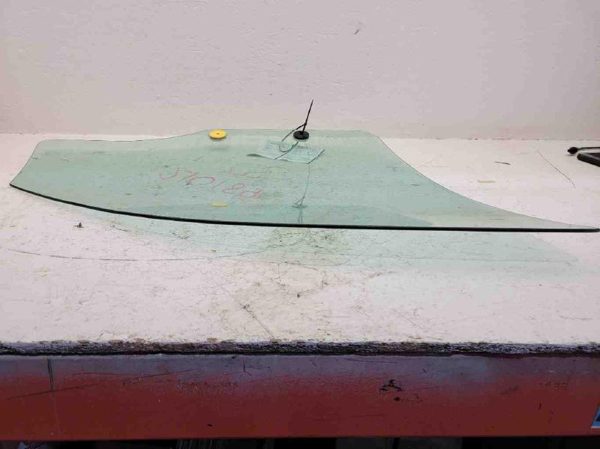 2000 Lincoln & Town Car Front Door Glass/window LH — photo 6