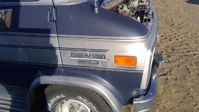 1989 Chevy Van 20 Series Fender RH G20 Blue