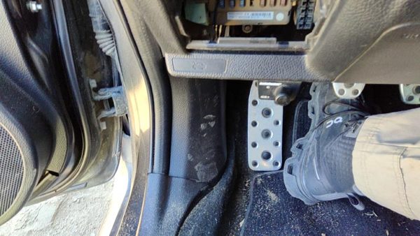 2016 Subaru Wrx Kick Panel CBL30 Carbon Black — photo 1