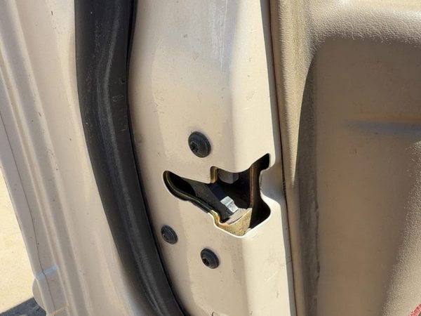 2001 Lincoln LS Driver Left Front Door Latch with Rods Cables 1W4Z54203A29AC — photo 4