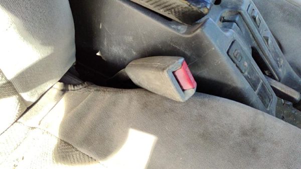 1990-1995 Pathfinder Nissan Passenger Right Front Seat Belt Buckle Receiver Gray — photo 2