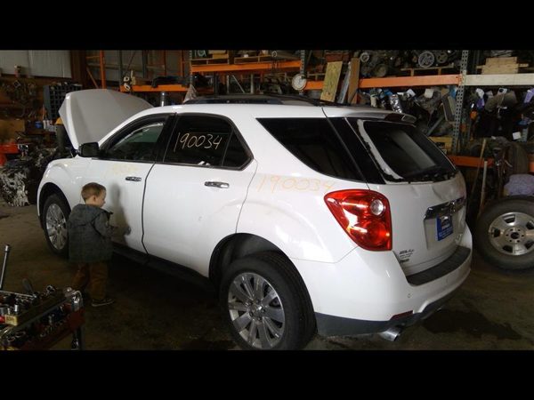 2010 Chevrolet Equinox — vehicle photo 5
