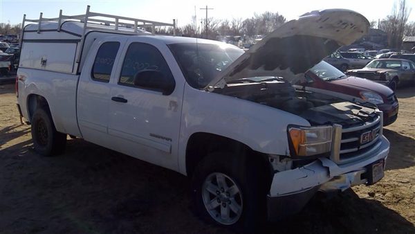 2013 GMC Sierra — vehicle photo 8