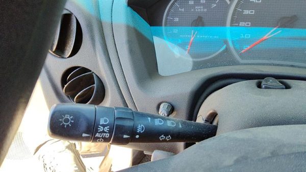 04-05 Pontiac Grand Prix Turn Signal Switch Column Control Lever Headlight Oem — photo 1