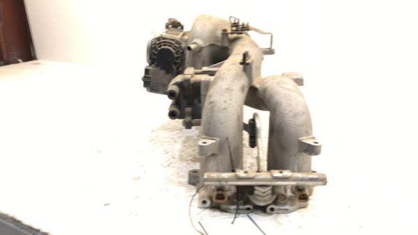 08-09 Legacy Intake Manifold Assembly Plenum With Fuel Injector Rails 2.5L At — photo 10