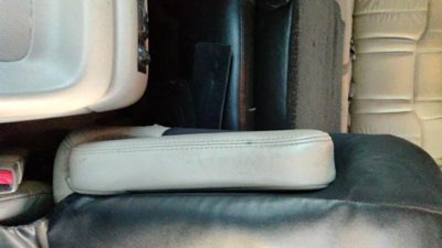 2000-2002 Chevy Suburban Driver Left Arm Rest Oem Leather Seat Front 88936770