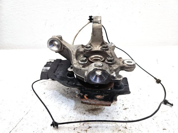 11-19 Police Interceptor Driver Left Front Spindle Steering Knuckle With Wheel — photo 4
