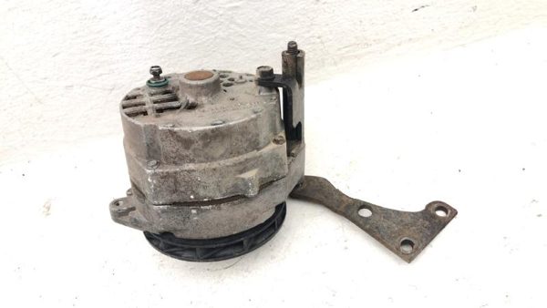 1971-1986 Chevy K10 Alternator With Mount Bracket And Pulleys Oem 5.7L J8127023 — photo 11