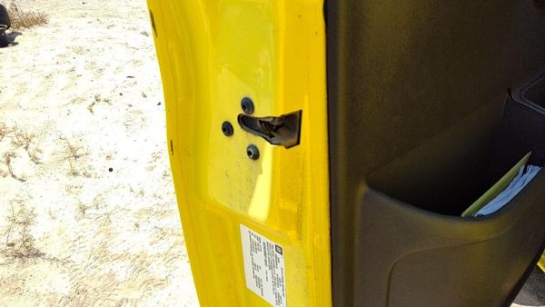 1996-2002 Express Van 2500 Driver Left Front Door Latch With Rods/Cables Oem — photo 2