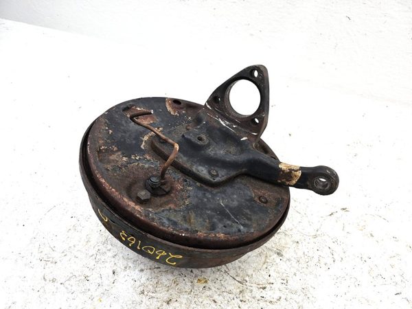 71-73 Super Beetle Passenger Right Front Spindle Steering Knuckle With Wheel Hub — photo 5