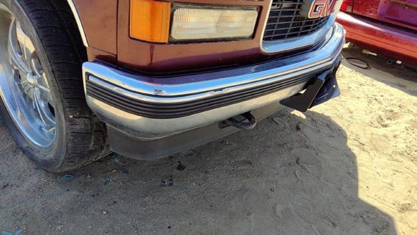1992-1999 Gmc Yukon Front Bumper Assembly With Brackets Oem Chrome 15574111 — photo 8