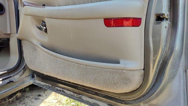 1997-2003 Buick Park Ave Passenger Right Front Door Trim Panel With Switches Tan — photo 5