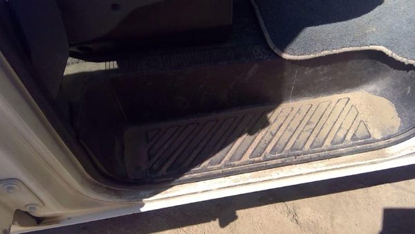 92-94 Ford Van E150 Passenger Right Lower Sill Step Kick Trim Panel Oem Gray — photo 3