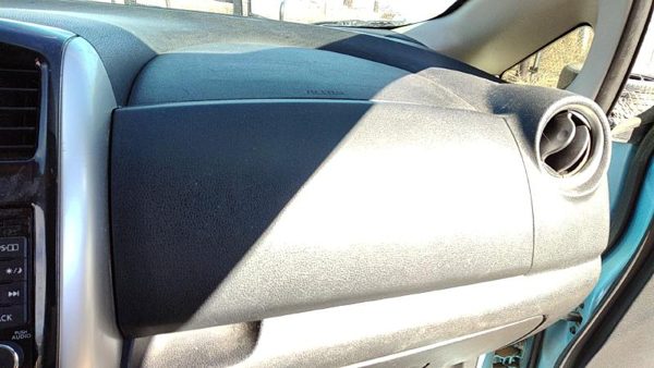 12-19 Versa Note Upper Glove Box Assembly Complete Door With Latch Charcoal G — photo 1
