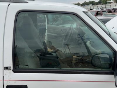 1995-2005 Chevy S10 Blazer Passenger Right Front Side Window Door Glass Oem