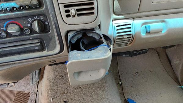 1997-1998 Silverado 2500 Cup Holder Slide Out Dash Assembly Oem Tan 52D 15768386 — photo 5