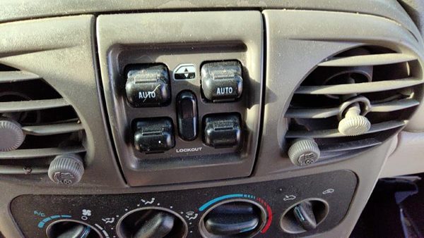 01-05 Chrysler Pt Cruiser Driver Left Front Power Window Master Control Switch — photo 2