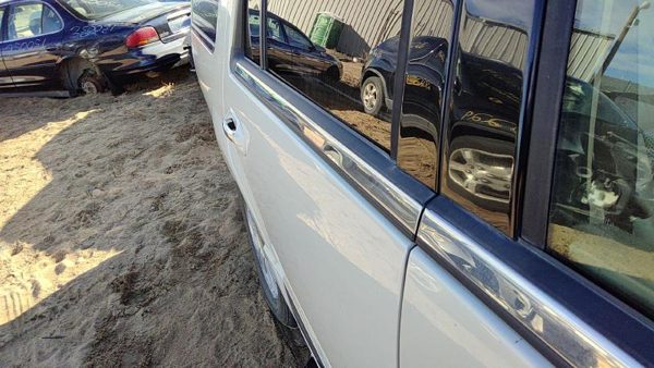 2008 Lincoln Navigator Rear Door RH Pv White Chocolate 7L1Z7824630A — photo 3