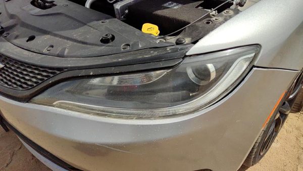 2015-2017 Chrysler 200 Driver Left Head Light Oem Front Lamp 68110247Ad — photo 3
