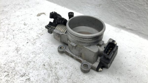 01-03 Hyundai Elantra Throttle Body Valve Assembly Complete With Sensors 2.0L — photo 7