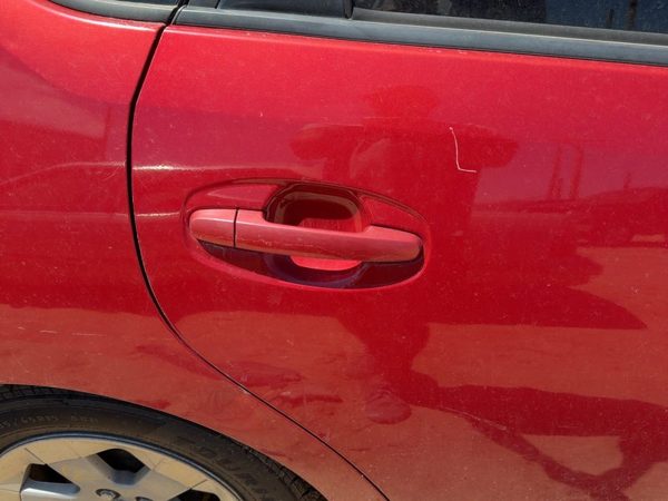 05-09 Prius Passenger Right Rear Outside Door Handle Hatchback Barcelona Red 3R3 — photo 1