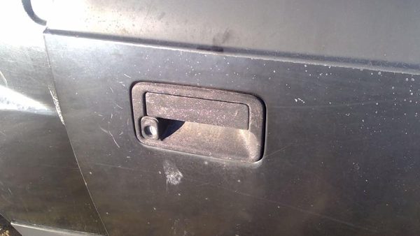 1996 Geo Tracker Passenger Right Front Outside Door Handle Oem Black — photo 3