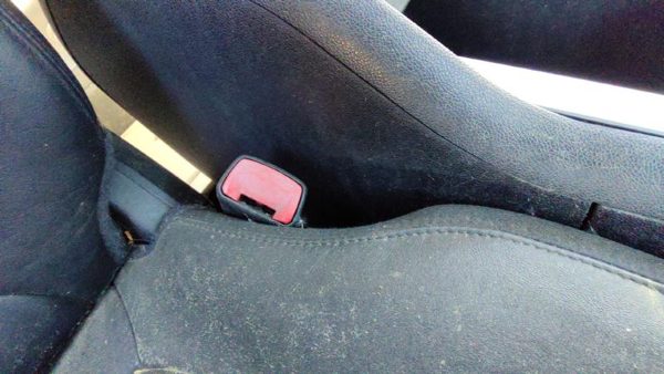 2007-2009 Gmc Acadia Passenger Right Front Seat Belt Buckle Receiver Oem Black — photo 3