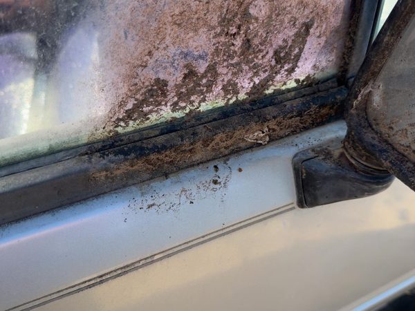 1988-1995 Isuzu Pup Passenger Right Front Belt Moulding From Door Oem — photo 5