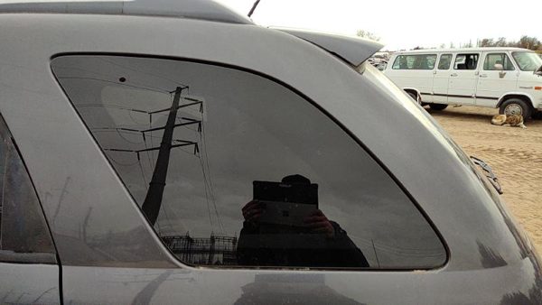 05-09 Equinox Driver Left Rear Quarter Glass Back Side Window — photo 2
