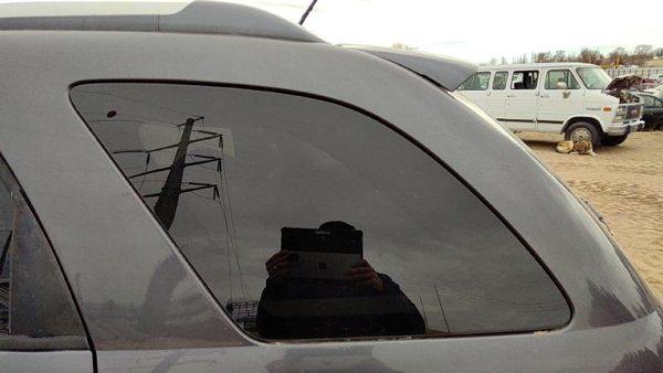 05-09 Equinox Driver Left Rear Quarter Glass Back Side Window — photo 3