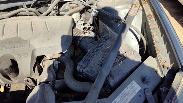 07-08 Pontiac Grand Prix Complete Air Intake Filter Box Housing With Tube 3.8L — photo 1