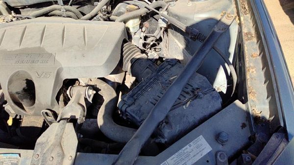 07-08 Pontiac Grand Prix Complete Air Intake Filter Box Housing With Tube 3.8L — photo 2