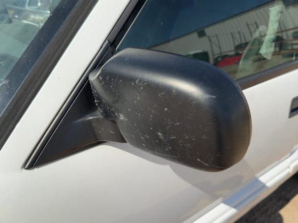 1999-2005 Chevy S10 Blazer Driver Left Power Side Mirror Door Mounted Heated OEM — photo 1