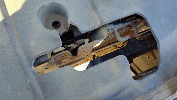 2003-2011 Lincoln Town Car Hood Latch Assembly With Bracket Oem 5W1z16138a — photo 3