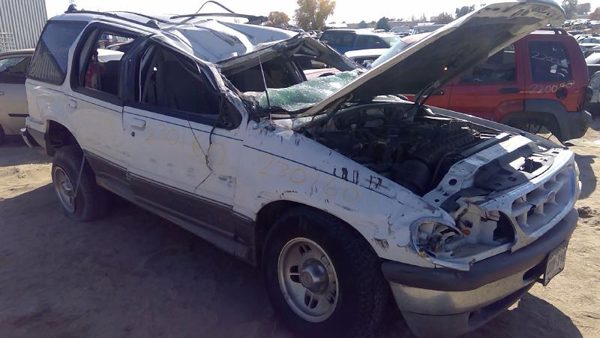 1995 Ford Explorer — vehicle photo 7
