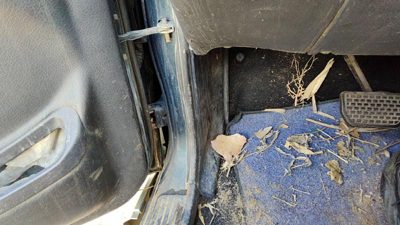 1997-1998 Suzuki Sidekick Driver Left Lower Kick Trim Panel Oem Gray Gri